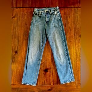 Old Navy Extra High Rise Boyfriend Jeans Medium Wash Size 6